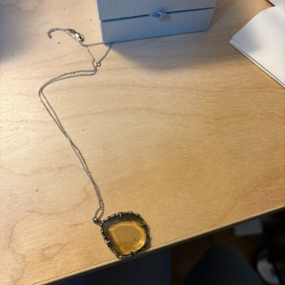 Airelume The Class Citrine Pendant